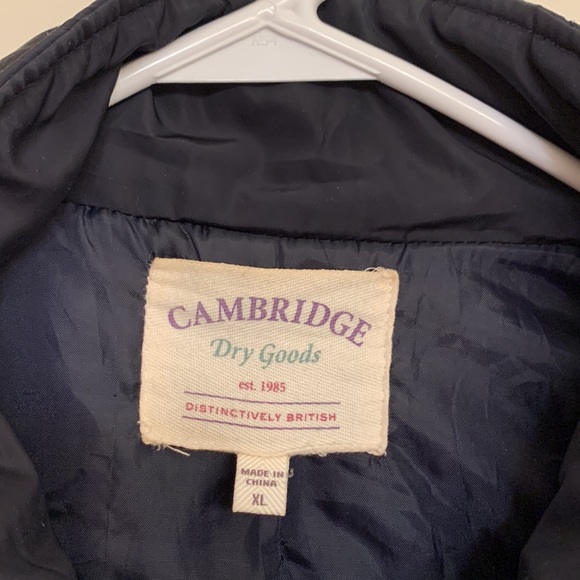 Blue quilted vest - Picture 5 of 16